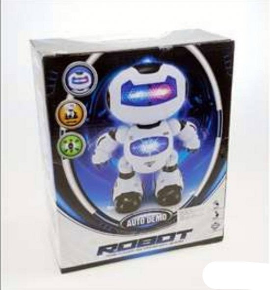 Robot Lezo predstavljen kao dečja igračka.