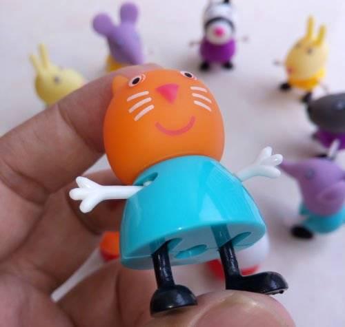 Set plastičnih figurica Pepa Prase za decu.