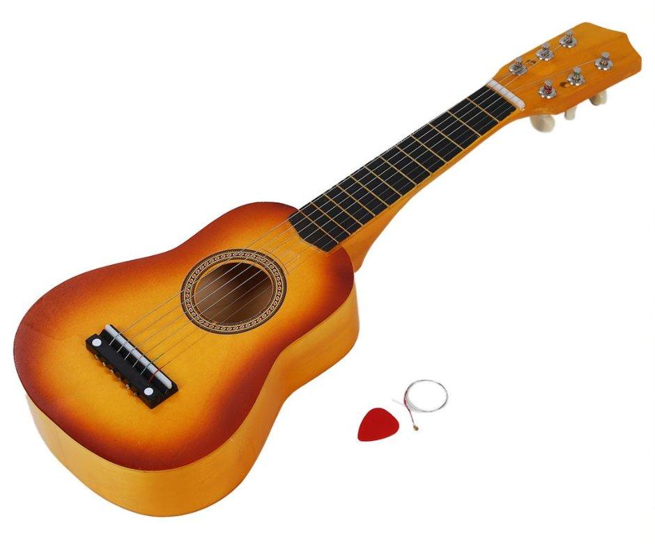 Drvena gitara za decu prikazana u kombinaciji smeđe, žute i crvene boje.
