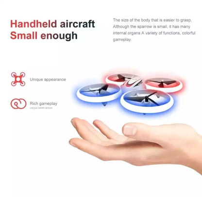 Beli S123 dron ima svetla za let.