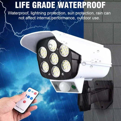 Solarna LED lampa YH218T za dodatno osvetljenje oko kuće.