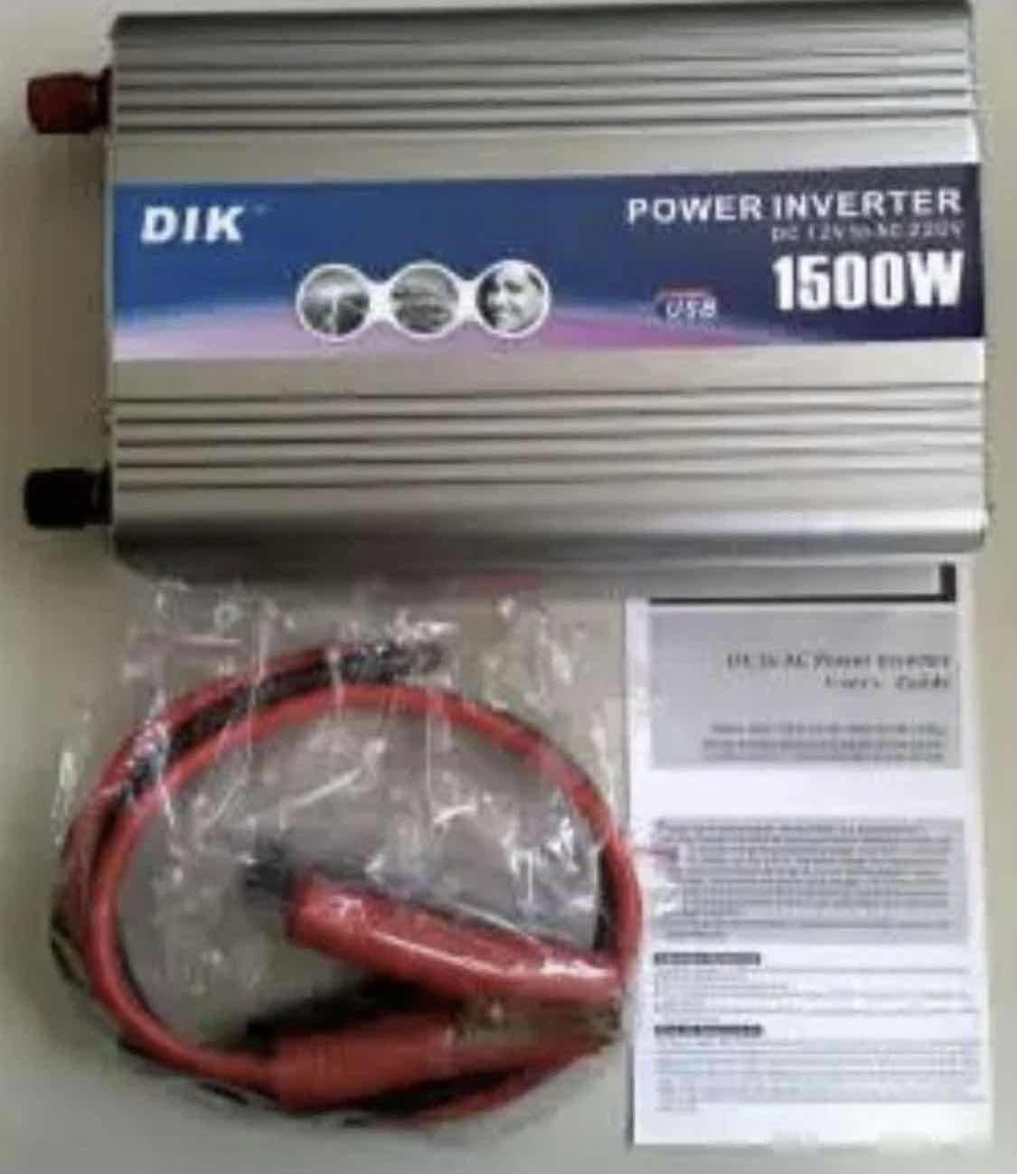 Inverter za napajanje uređaja na 220 V iz izvora jednosmernog napona od 12 V.
