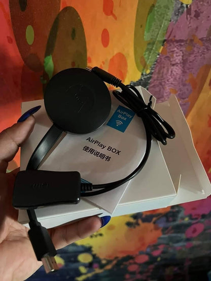 Chromecast za prikaz sadržaja i igranje igara na televizoru.