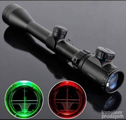 Optički nišan EG sa oznakom uvećanja 3–9x40 prikazan na slici.