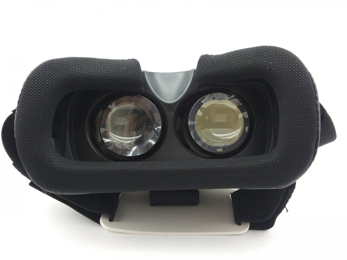 Na fotografiji je proizvod iz kategorije VR naočara, oznake BOX 3D.