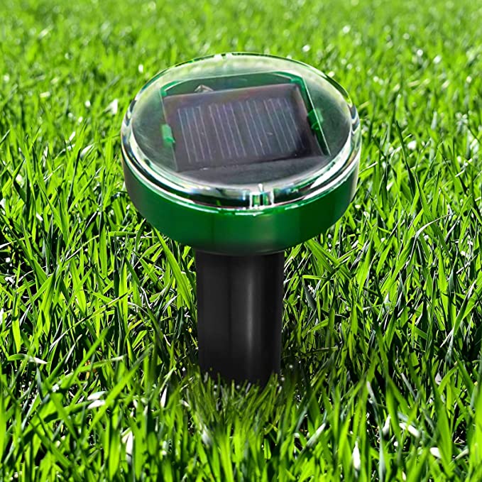 Solarni rasterivač za rasterivanje krtica i drugih životinja.