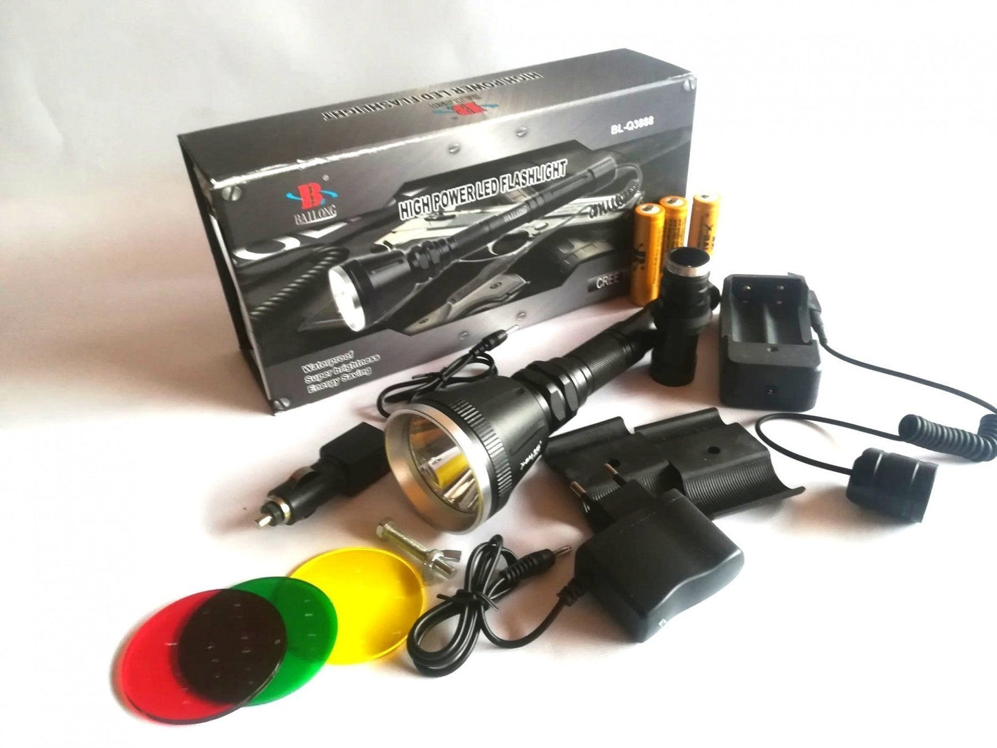 Lovačka Lampa BL-Q3888 - Profesionalna LED Baterijska Lampa 1500lm Domet 250m