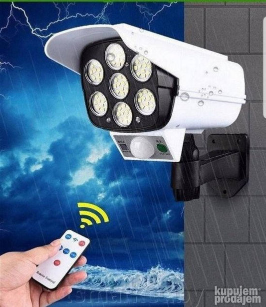 Solarna lampa u obliku kamere