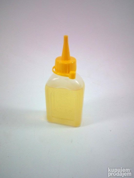 Ulje PRODAVANI za podmazivanje oružja, u pakovanju od 50 ml.