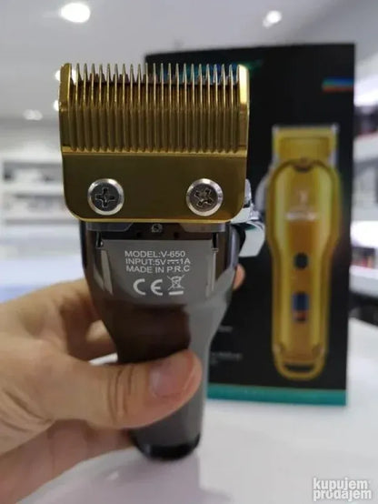VGR V-650 sa LED ekranom za prikaz informacija.
