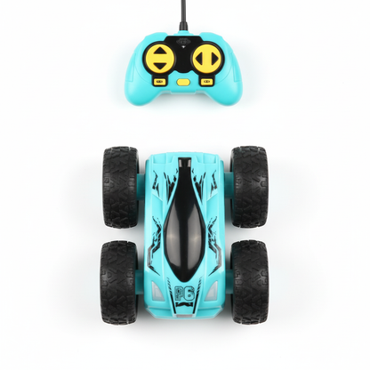RC Stunt Auto sa daljinskim upravljačem - pogled odozgo